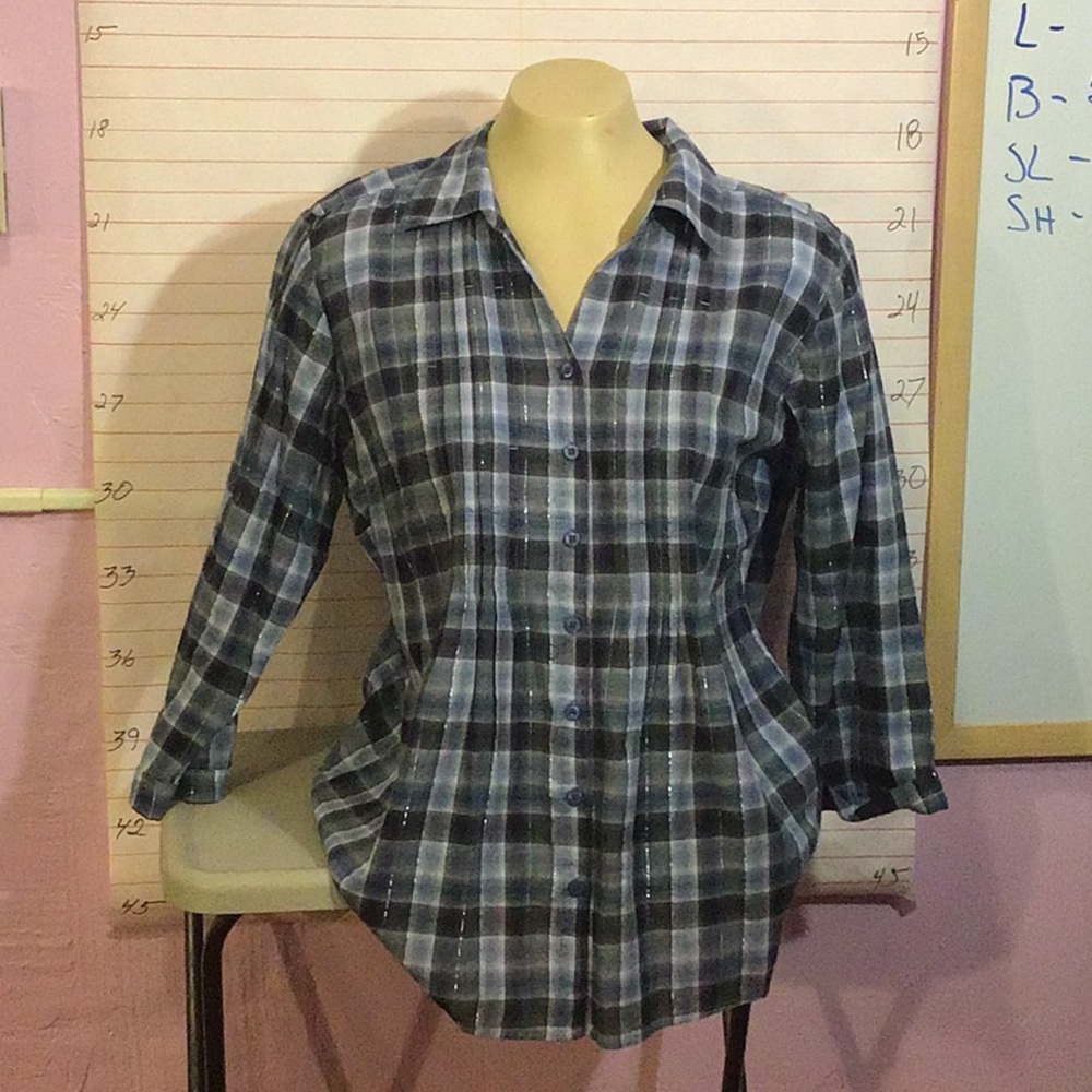 CHRISTOPHER & BANKS women’s blouse  sz XL  blues